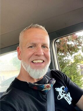 Meet your Posher, Robert